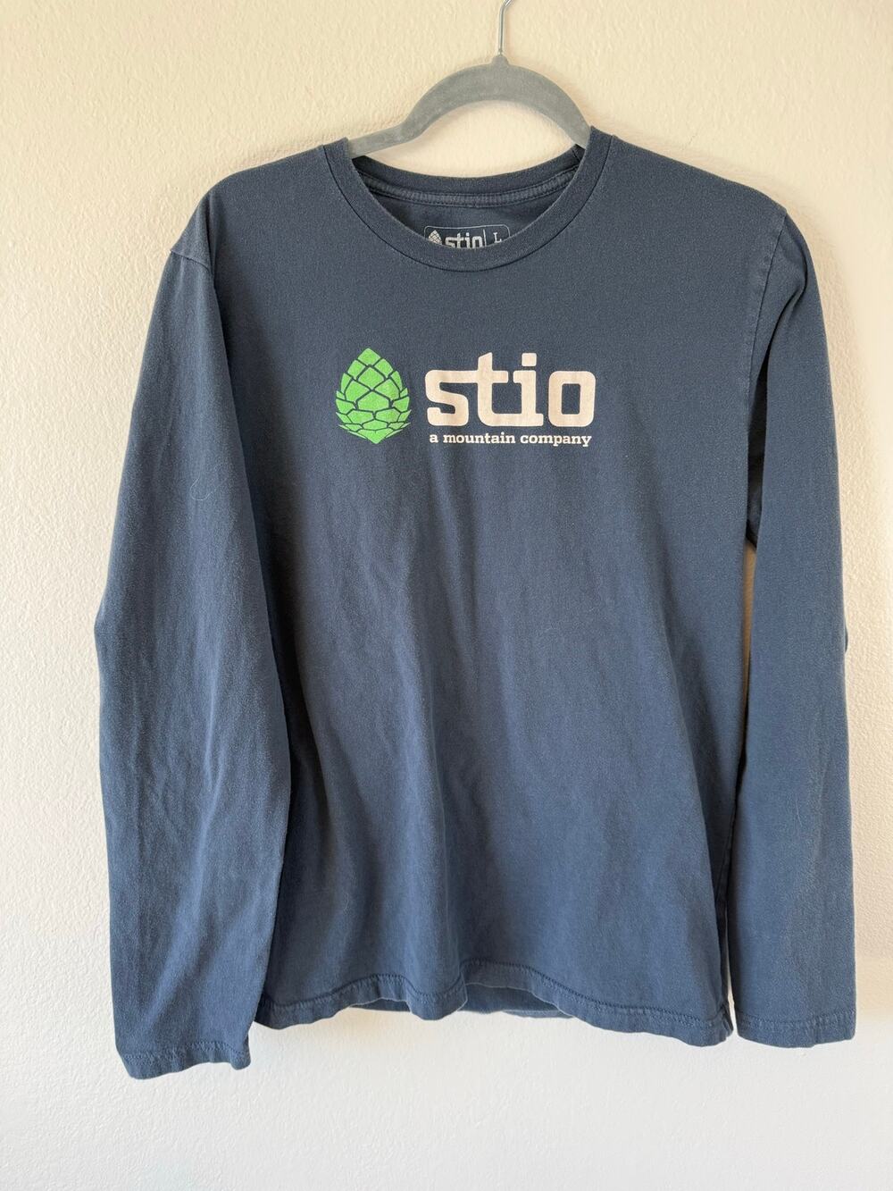Stio Mens Large Long Sleeve Logo Tshirt Large Gray Blue Gorpcore Tee Outdoor